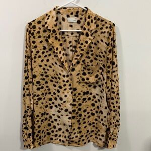 Wilfred free Animal print blouse, very pretty polyester career / office blouse